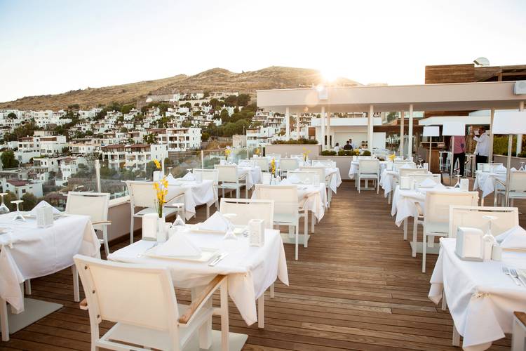 Sentido Bellazure Hotel