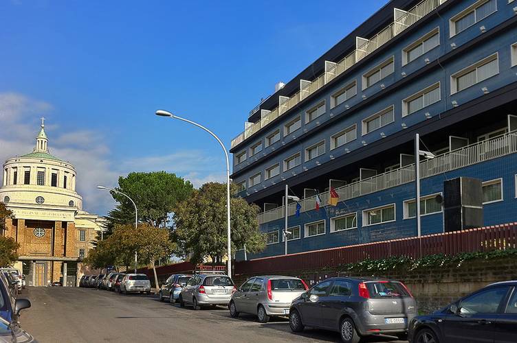 Oly Hotel
