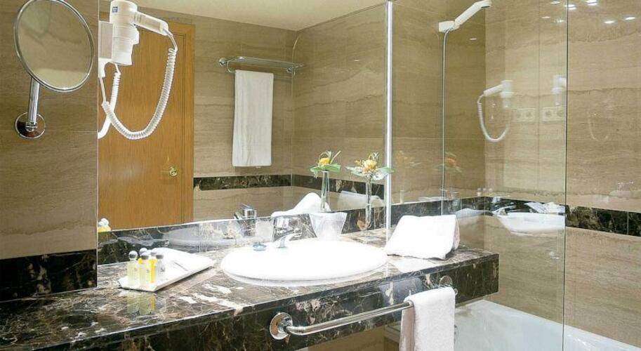 Eurostars Barbera Parc Hotel — фото 11