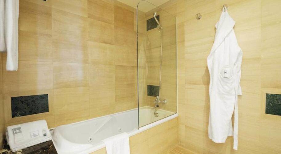 Eurostars Barbera Parc Hotel — фото 9