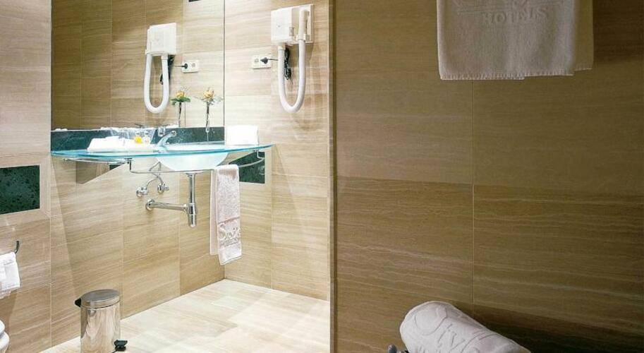 Eurostars Barbera Parc Hotel — фото 28