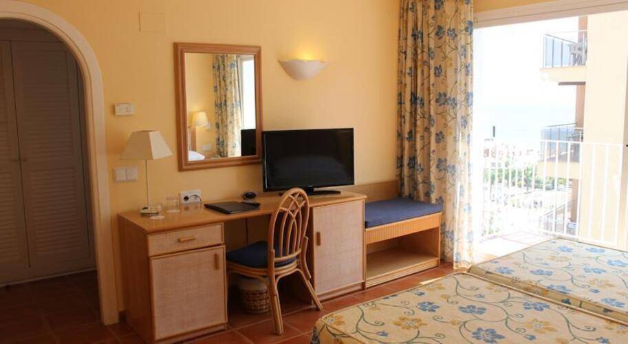 Dwo Les Palmeres (Ex.Les Palmeres Hotel)