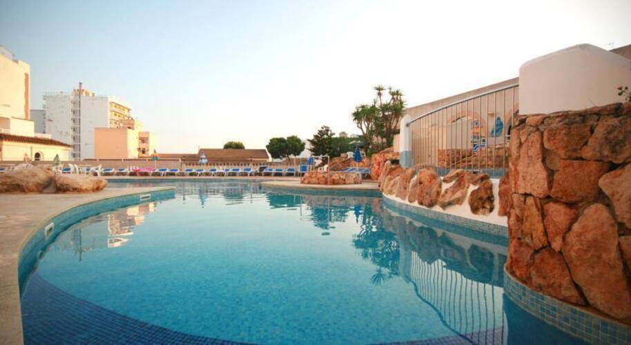 Kilimanjaro Hotel