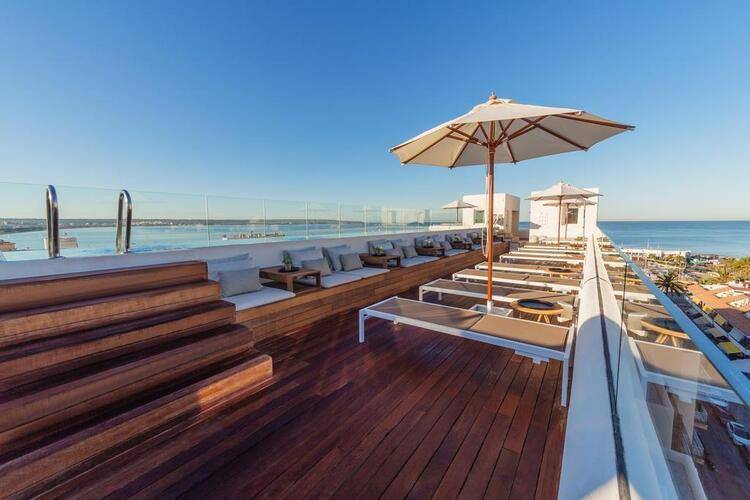 Hm Alma Beach