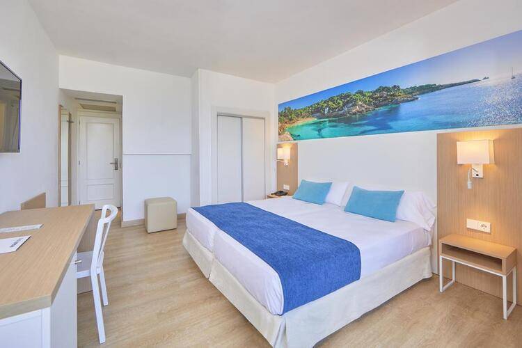 Whala! Beach Hotel