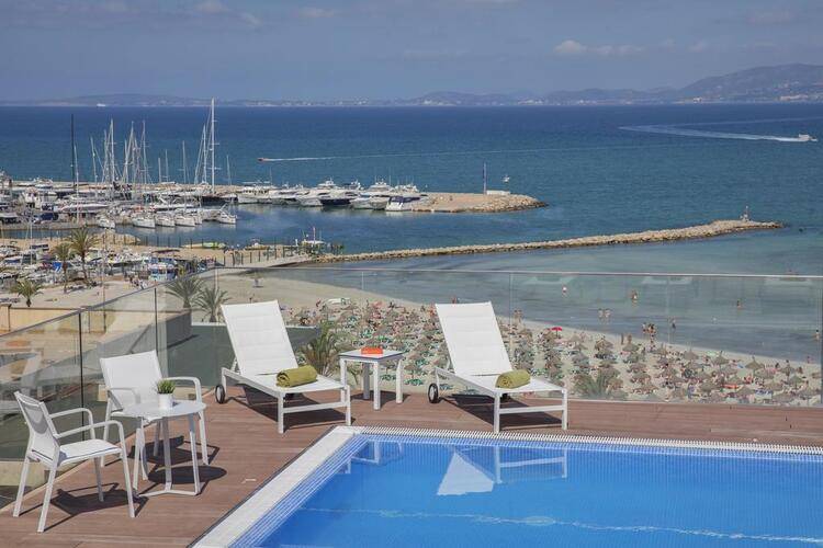 Whala! Beach Hotel