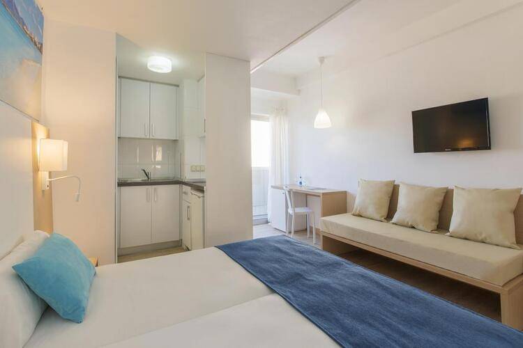 Whala! Beach Hotel