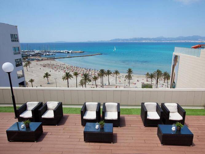 Whala! Beach Hotel