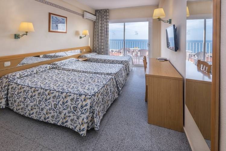Catalonia Hotel