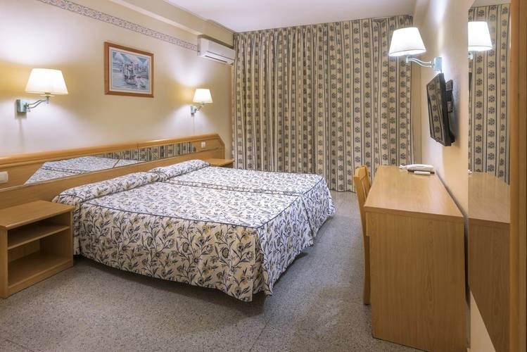Catalonia Hotel