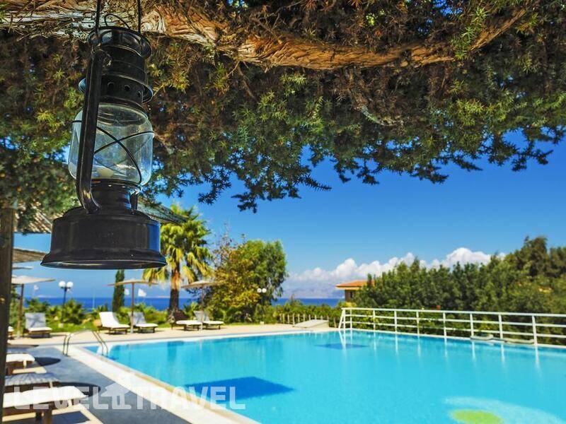 Фотография The Small Village Hotel (Ex. Seagulls Bay Village)
