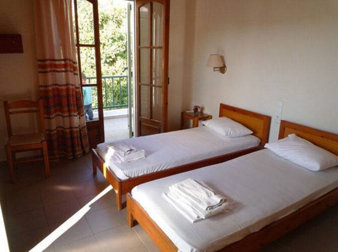 Haris Studios Apartments