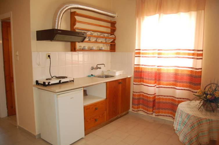 Haris Studios Apartments