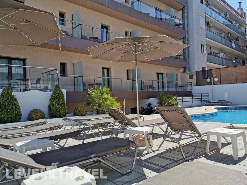 Фотография Petit Palau Hotel (Adults Only 14+)