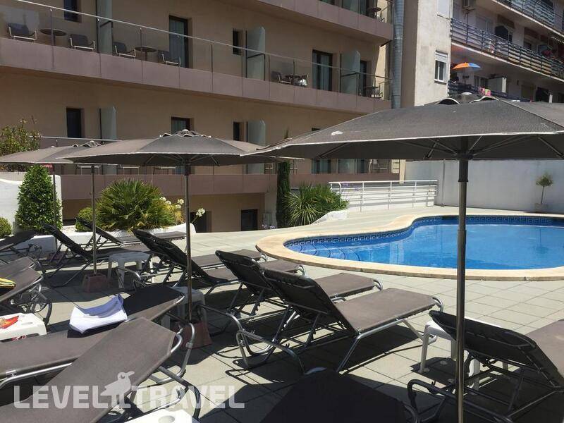 Фотография Petit Palau Hotel (Adults Only 14+)