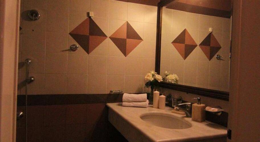 Achillion Hotel