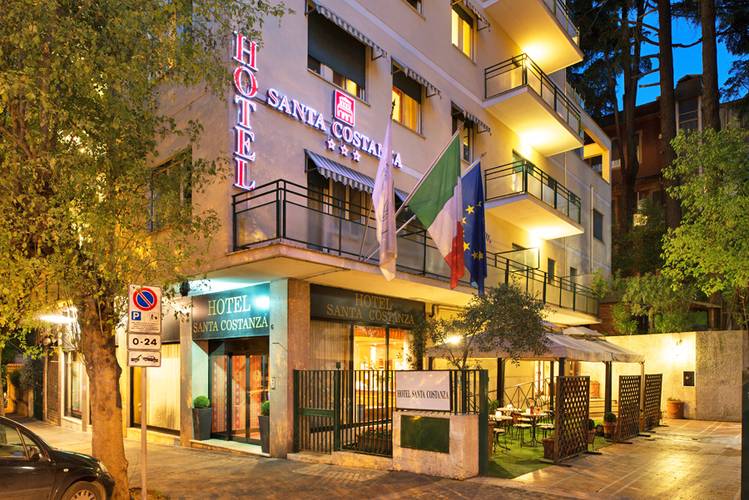 Santa Costanza Hotel