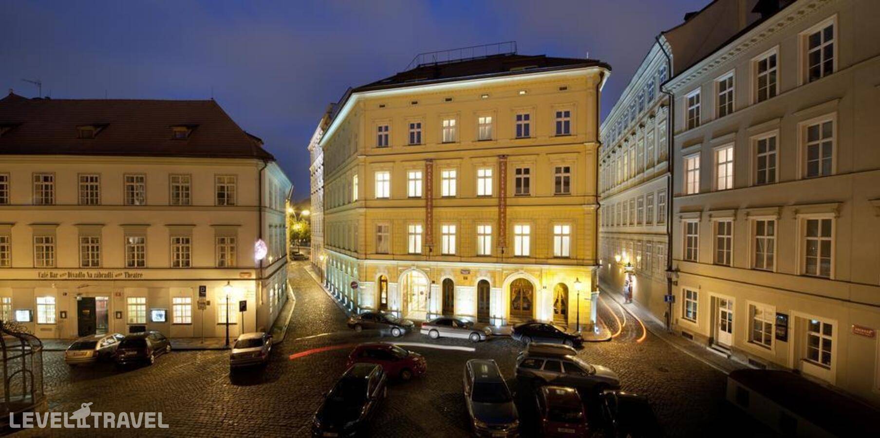 Отель Charles Bridge Palace Hotel — район Прага 1, Чехия
