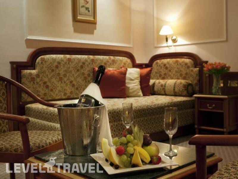 Фотография Ambassador Zlata Husa Hotel