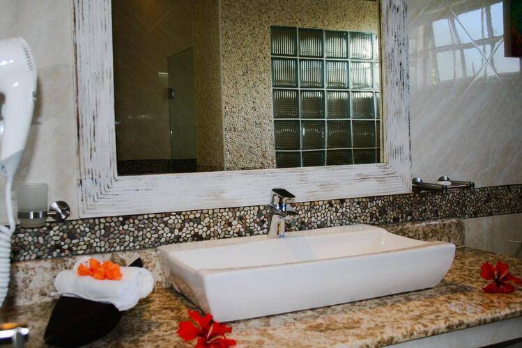 Maison Charme De L'Ile Hotel