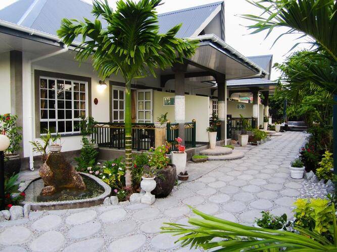 Maison Charme De L'Ile Hotel