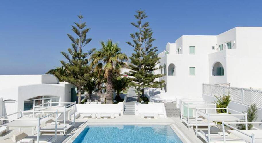 Daedalus Hotel