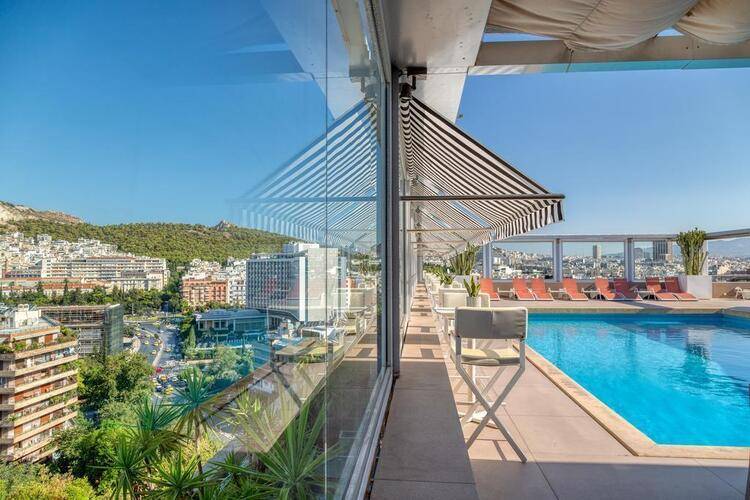 Divani Caravel Hotel
