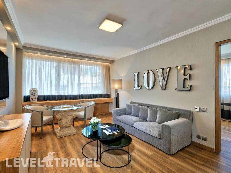 Фотография Divani Caravel Hotel