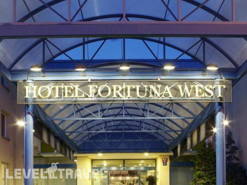 Фотография Fortuna West Hotel