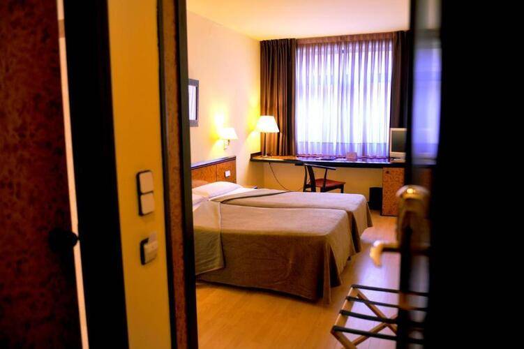 Glories Hotel — фото 33