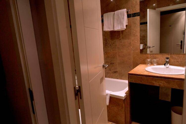 Glories Hotel — фото 36