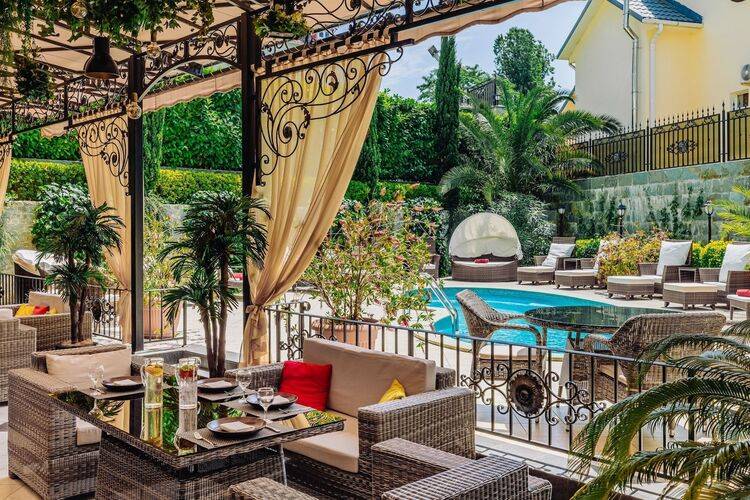 Green House Detox & Spa