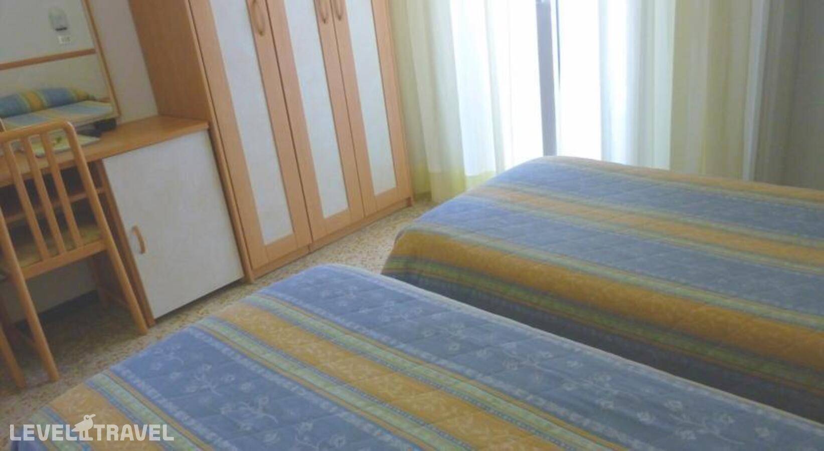 Изображение отеля 8