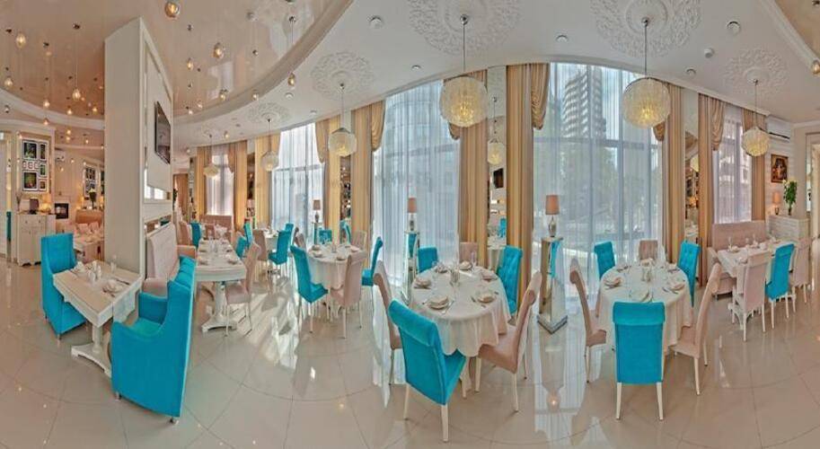 Dolphin Resort