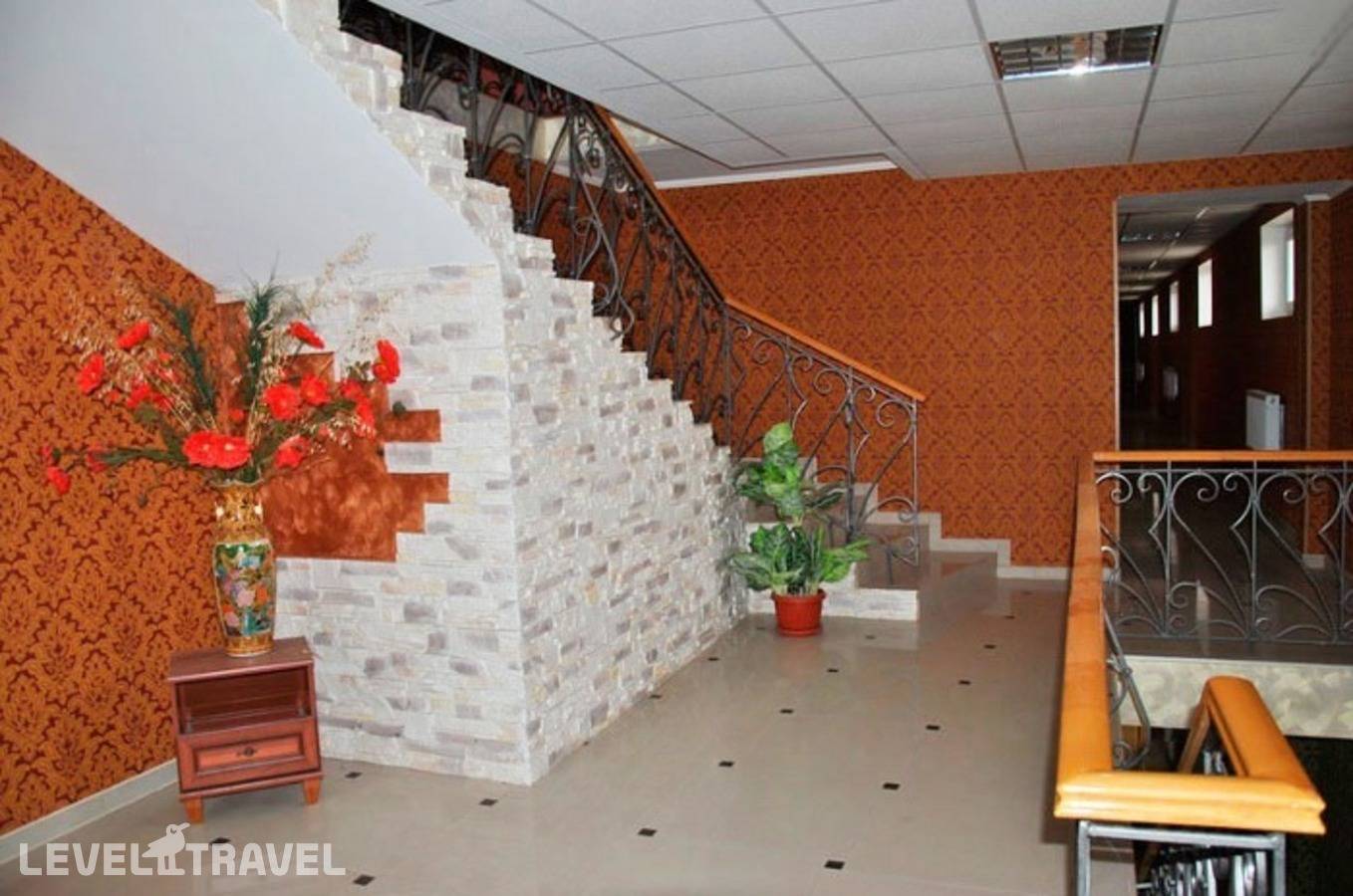 Изображение отеля 8