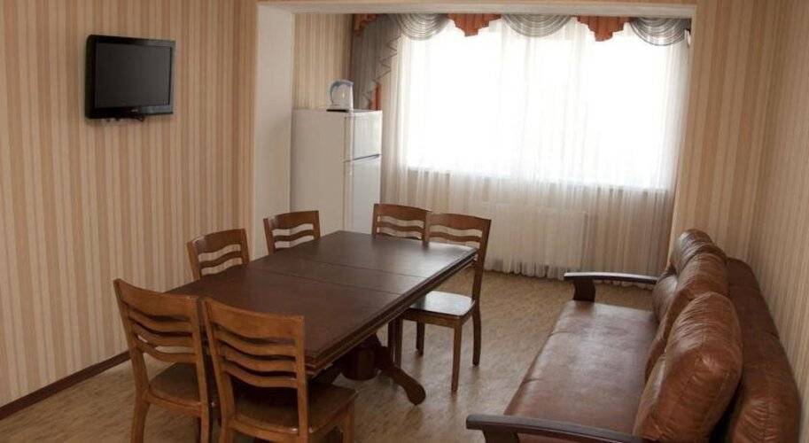 Отель На Эскадронной