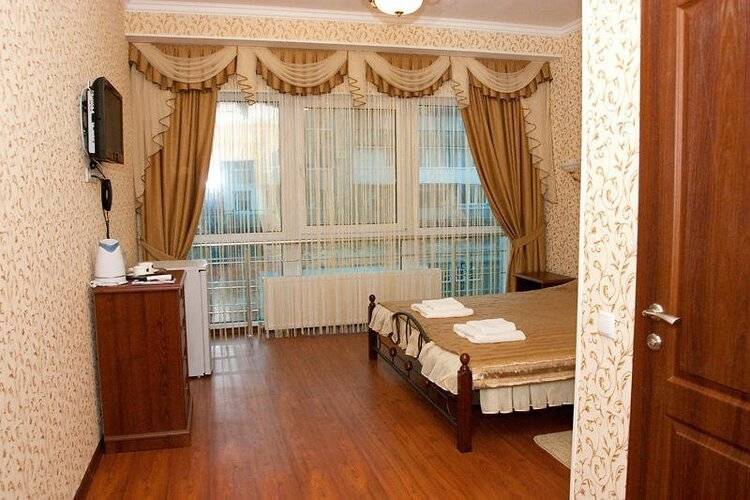 Отель На Эскадронной