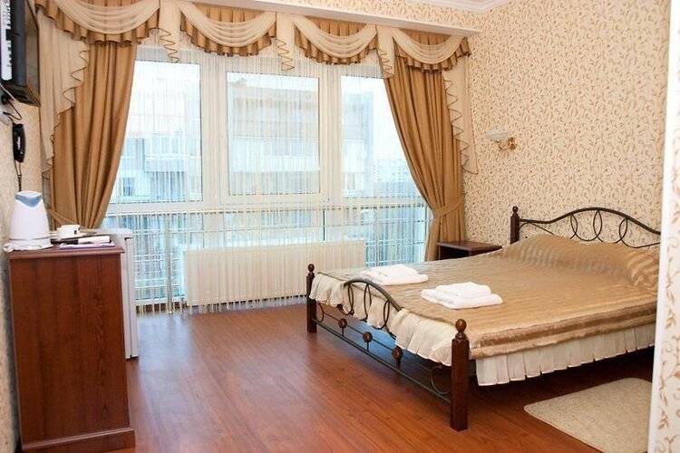 Отель На Эскадронной