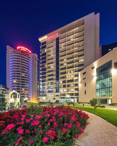 UPLAZA (Бывш. Бревис)