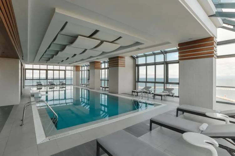 UPLAZA (Бывш. Бревис)