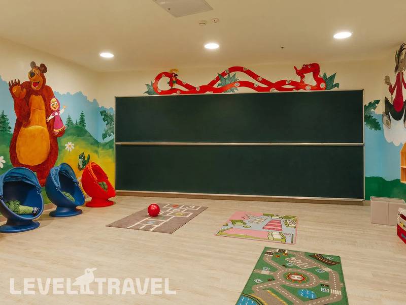 Фотография UPLAZA (Бывш. Бревис)