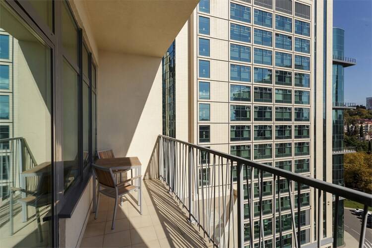 UPLAZA (Бывш. Бревис)