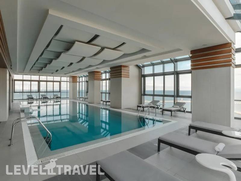 Фотография UPLAZA (Бывш. Бревис)