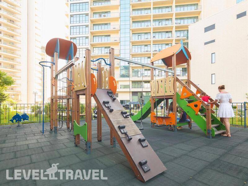 Фотография UPLAZA (Бывш. Бревис)