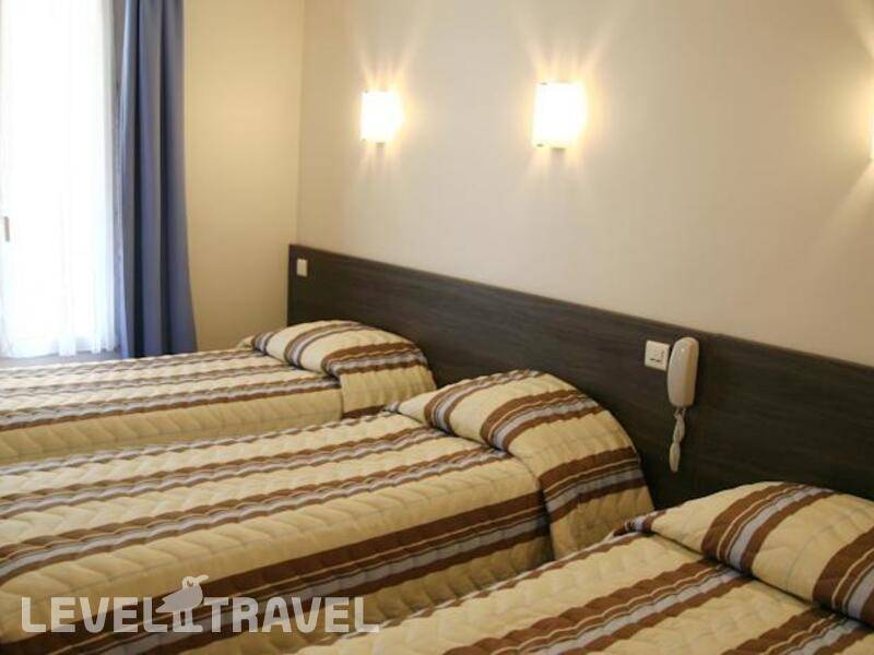 Фотография De Nemours Hotel