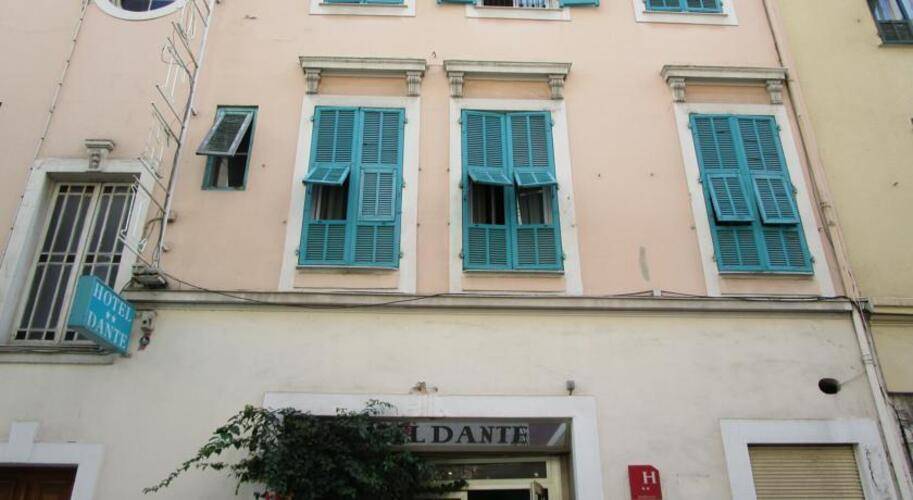 Dante Hotel