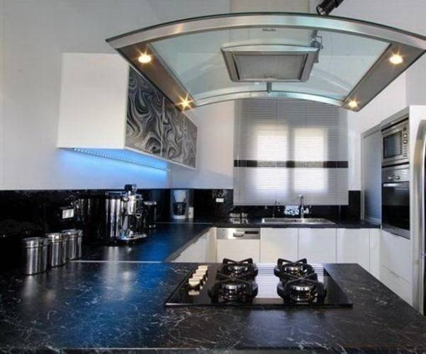 Black Pearl Villa