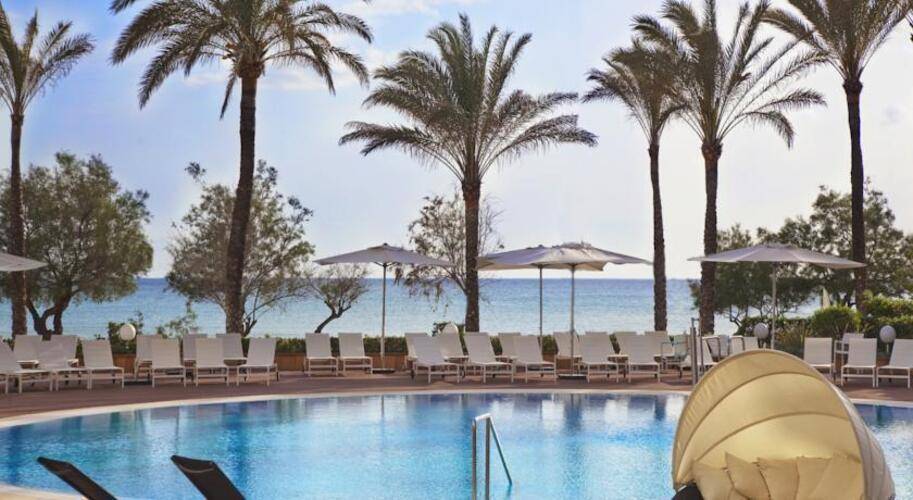 Hm Tropical Hotel