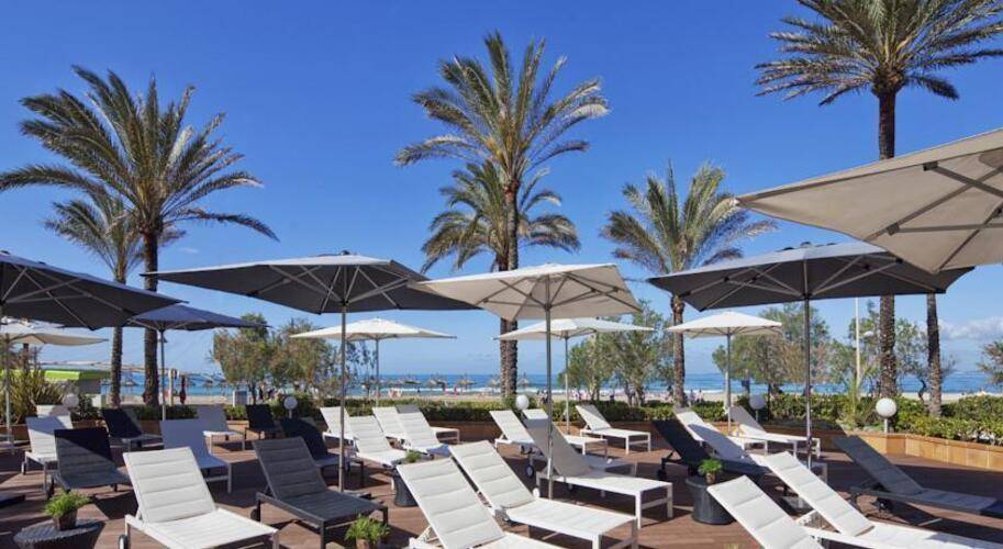 Hm Tropical Hotel