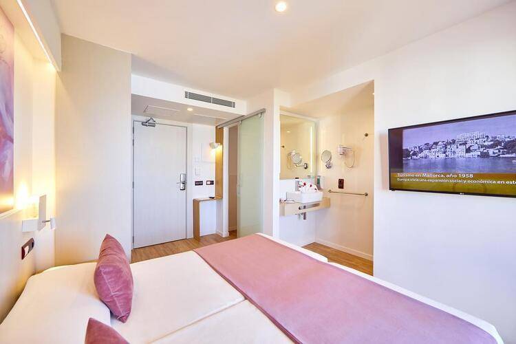 Mll Mediterranean Bay Hotel (Adults Only 18+)